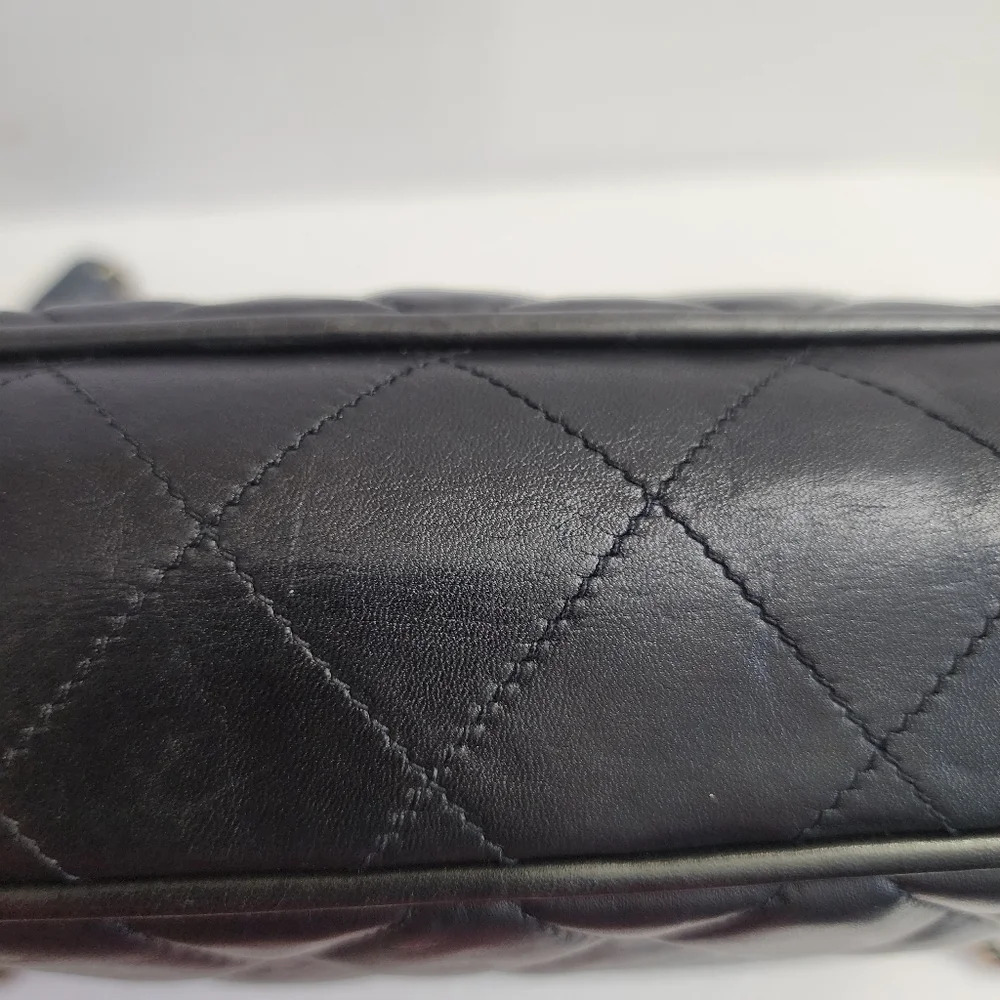 CHANEL Black Quilted Leather Tote - Picture 5 of 16